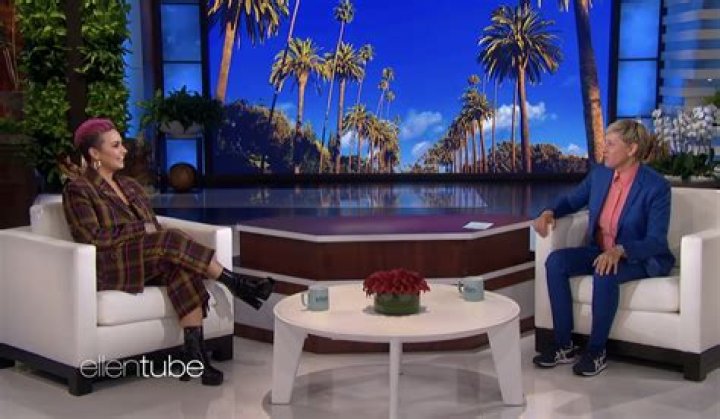 Demi Lovato Talks About How Her New Haircut Revitalized Her Authentic Self – Celeb Secrets