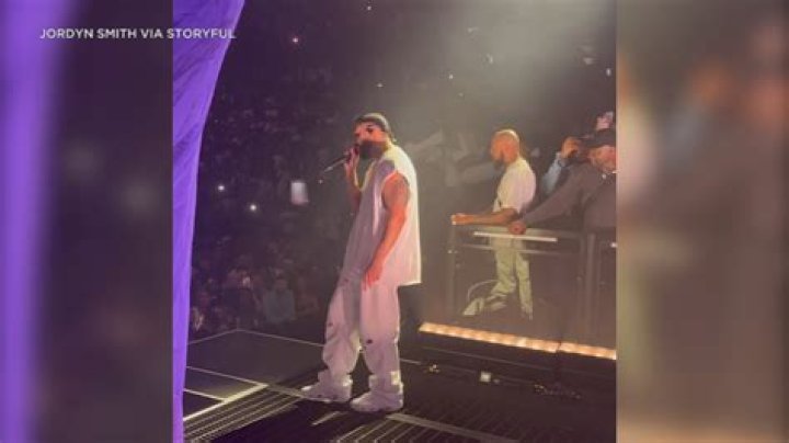 Drake Hit By Phone While On Stage At Chicago’s United Center