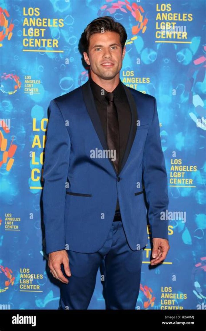 Hire Eric Leonardos to Speak at Events