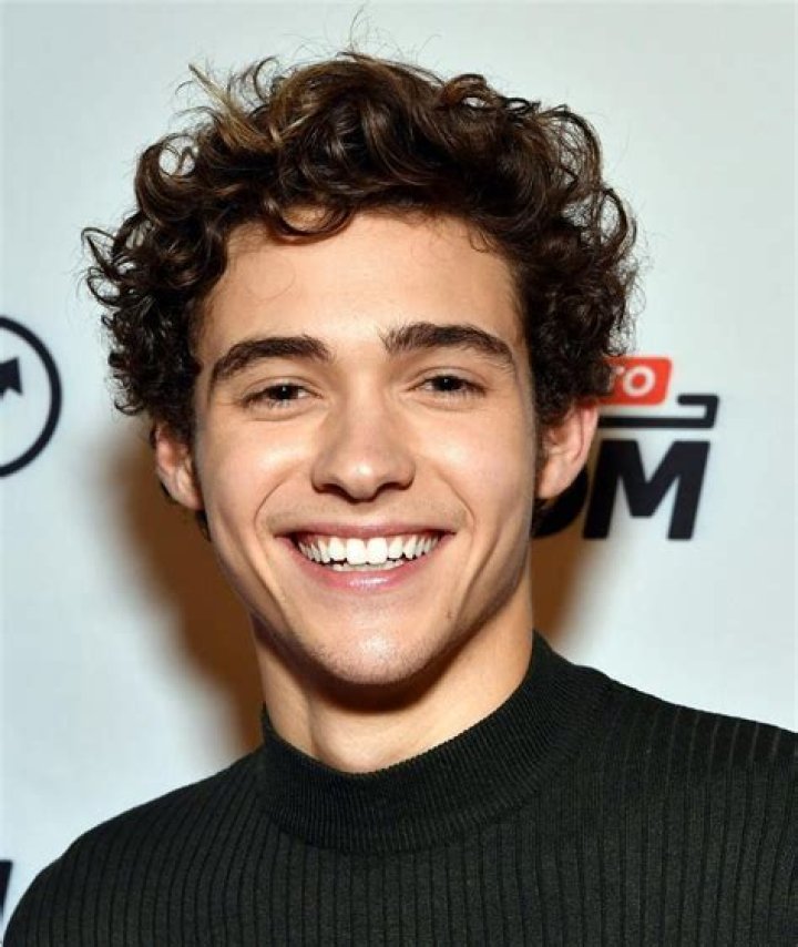 Hire Joshua Bassett For an Appearance at Events or Keynote Speaker Bookings.