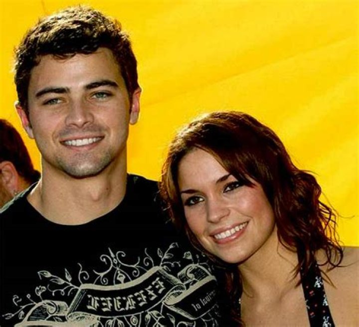 Matt Cohen Wife, Married, Net Worth, Children, Family, Siblings, Wiki