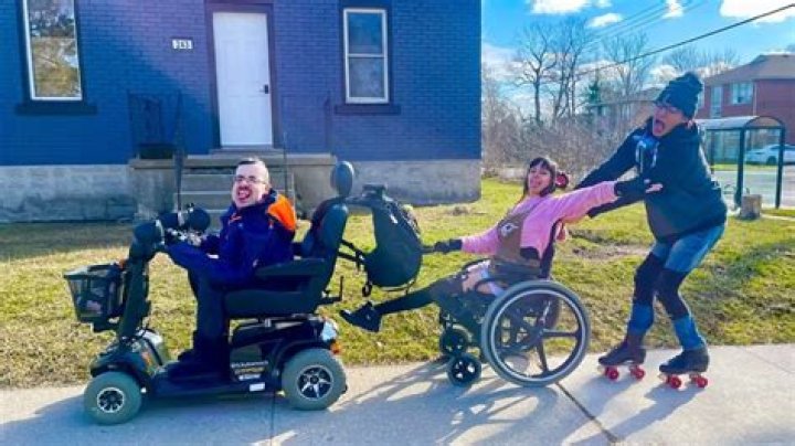 Does Ricky Berwick Have A Girlfriend? Know About His Love Life!