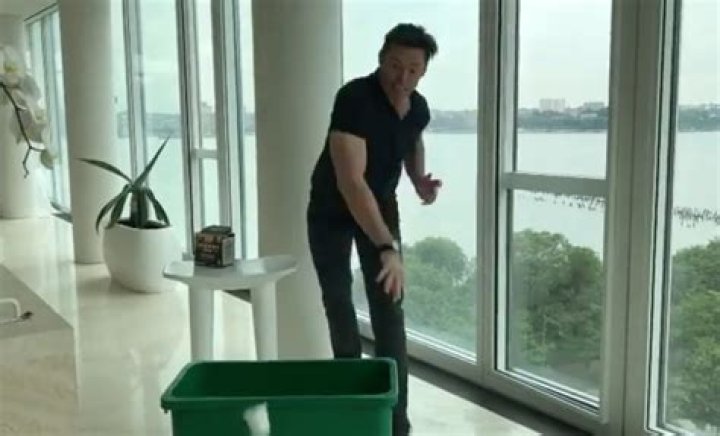 Where Does Hugh Jackman Live?